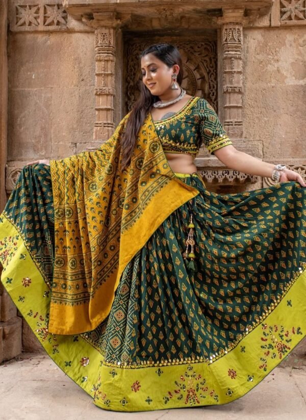 Trending Printed Green Lehenga Choli - Image 3