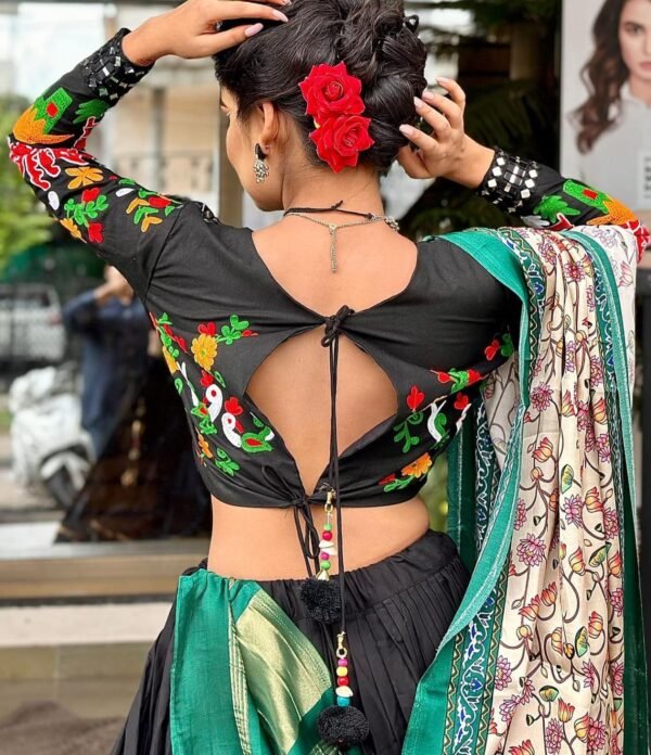 Designer Muslin Cotton Black Lehenga Choli - Image 6