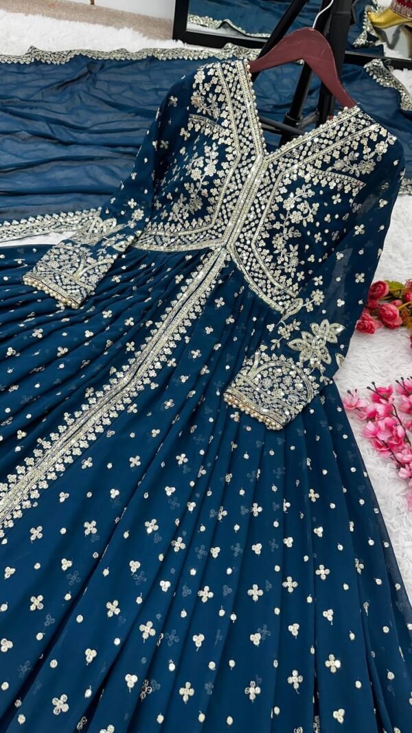 Party Wear Georgette Navy Blue Lehenga Choli - Image 4